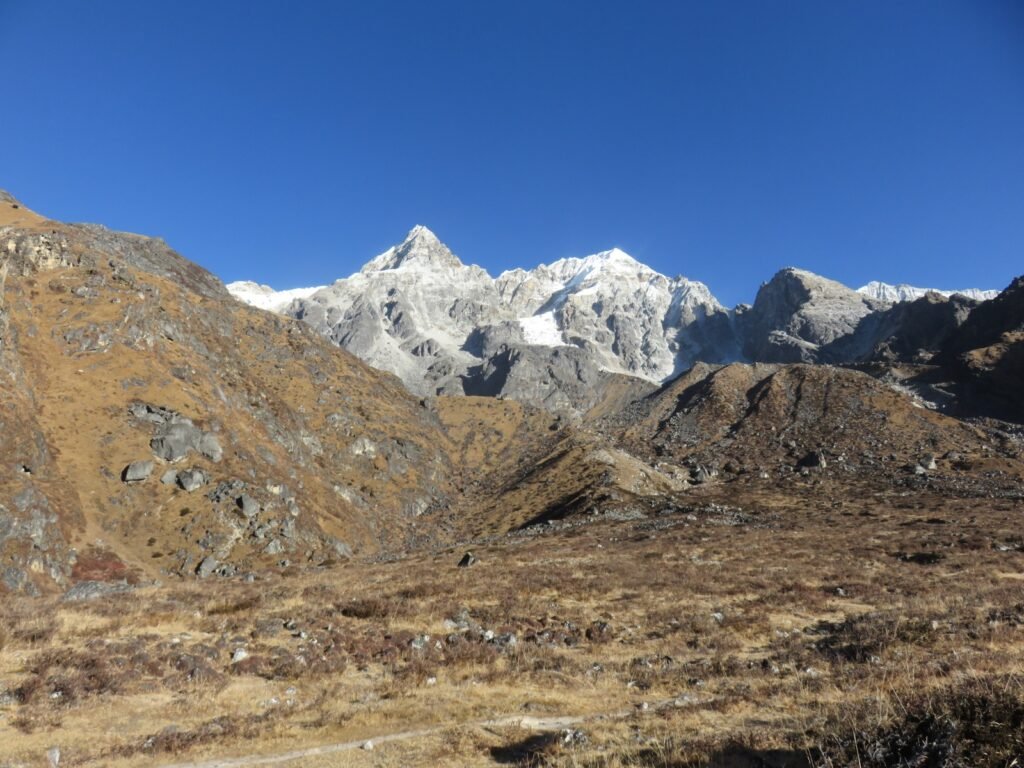 Makalu Base Camp Trek