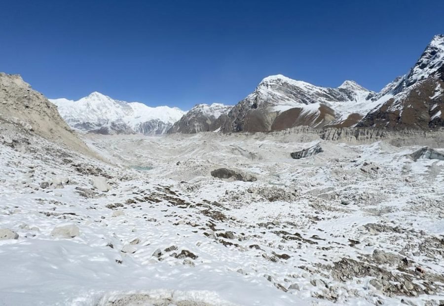 chola pass Everest base camp
