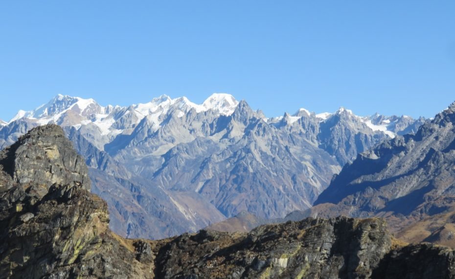 Kanchenjunga To Makalu Base Camp