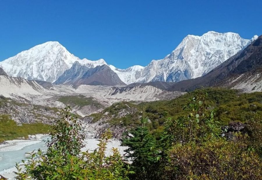Manasalu trek